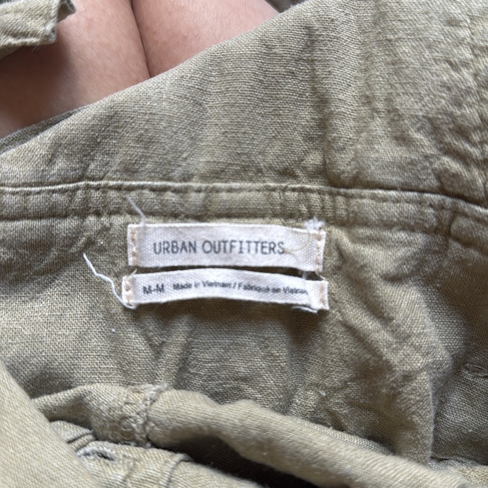 URBAN OUTFITTERS Khaki Olive Linen Shortalls Romper; size Medium - Picture 6 of 6